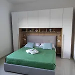 Bay *
